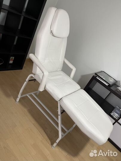 Кушетка косметологическая