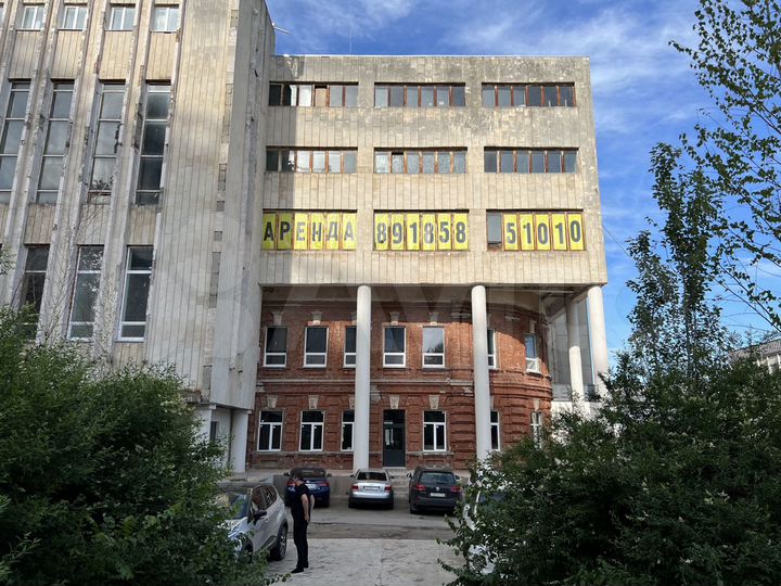 Помещение 1376 м² (отдельный вход)