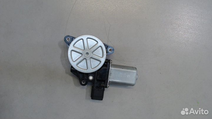 Двигатель электролюка Tesla Model S, 2013