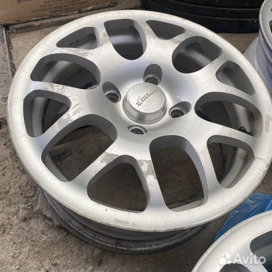Всмпо Уран R15, 4x114,3