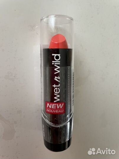 Помада Wet n Wild новая
