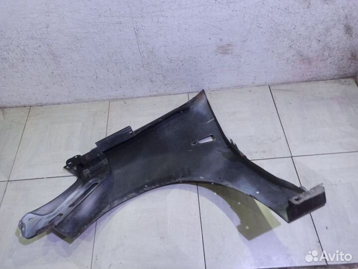 Крыло переднее правое Рено