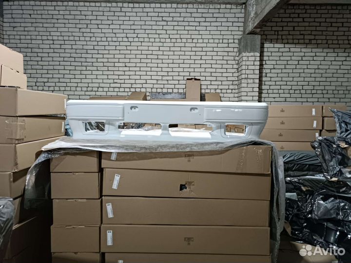 Бампер передний ваз 2114 2115 белый (белое облако)