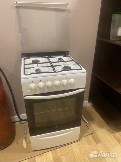Газовая плита с электрической духовкой