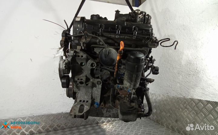 Двигатель Volkswagen Sharan рест. 2002 AUY