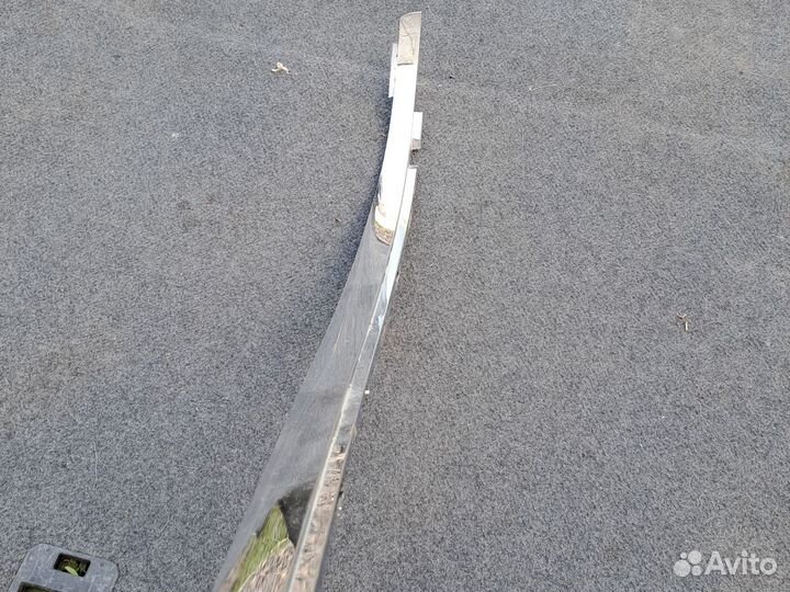 Хром молдинг в решётку перед бампера Peugeot 407