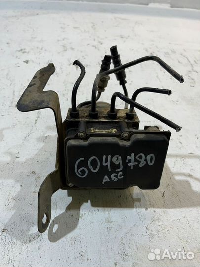 Блок ABS (насос) Kia Cerato 2 TD