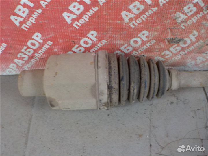 Привод колеса передний правый Renault Duster