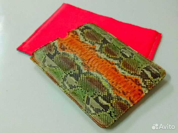 Чехол для iPad из кожи питона