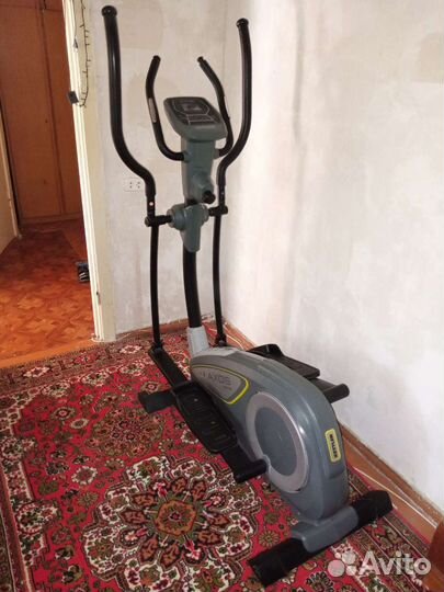 Эллиптический тренажер