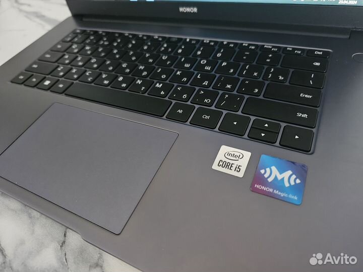 Honor MagicBook x15