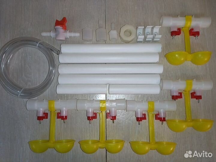 Ниппельные поилки для кур цыплят перепел комплект