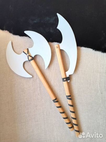 Оружие из дерева