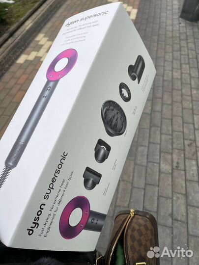 Dyson supersonic HD08