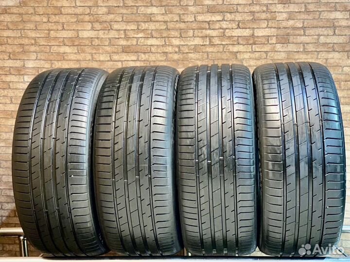 Delinte DS7 Sport 275/40 R22