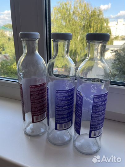 Бутылки стеклянные 0,5л и 1л