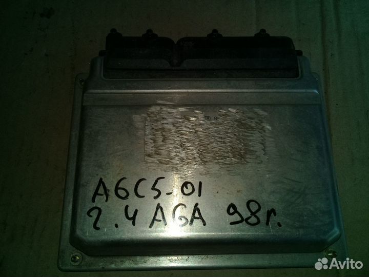 Эбу контроллер мозги audi A6 C5 двс 2.4 AGA