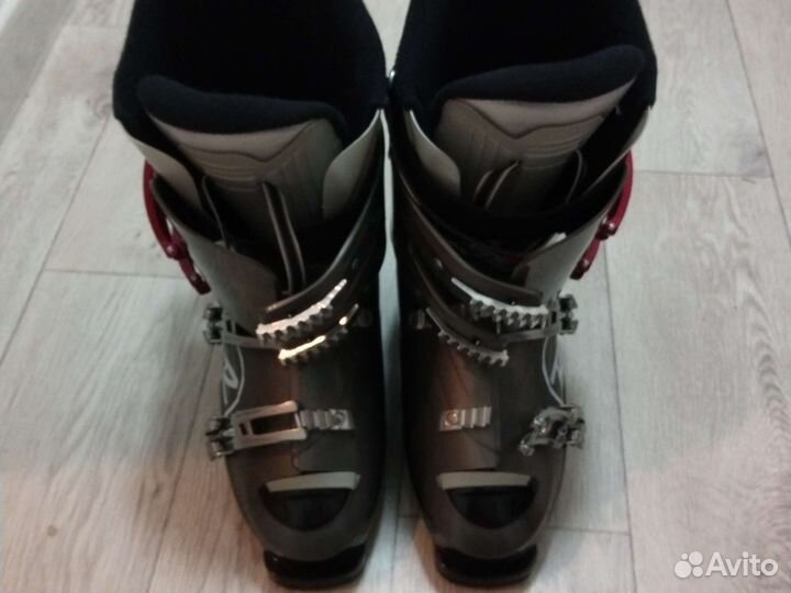 Горнолыжные ботинки Rossignol