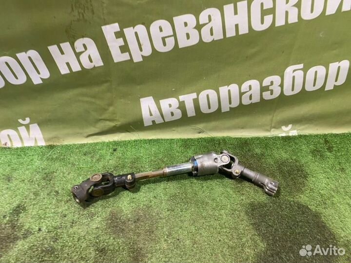 Рулевой карданчик Toyota Rav4 ZCA26 1ZZ-FE 2001