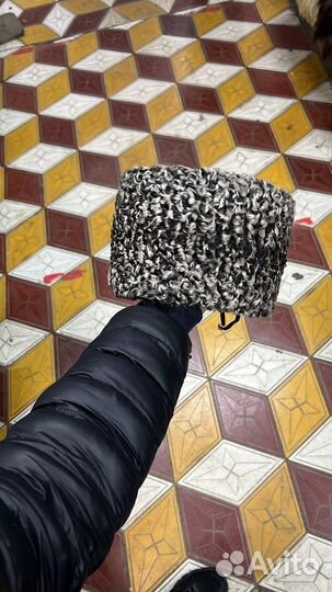 Каракулевые шапки