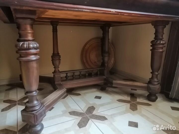 Стол антикварный 19 век