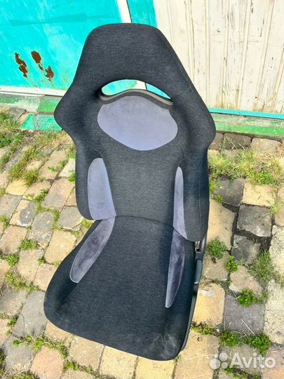 Сиденье переднее левое Subaru Impreza Wrx Sti GC8