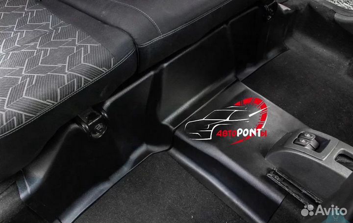 Накладки ковролина Лада Ларгус под заднее сиденье