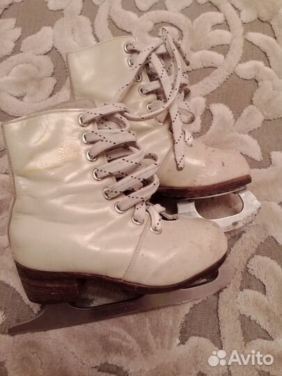 Коньки фигурные 26-27 размер