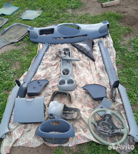 Разбор toyota yaris p1, vitz 1 поколение