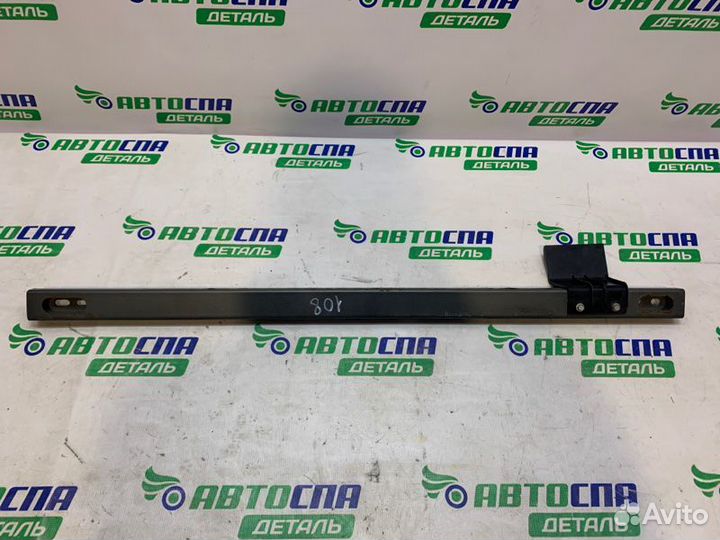 Усилитель бампера передний Nissan X-Trail T30