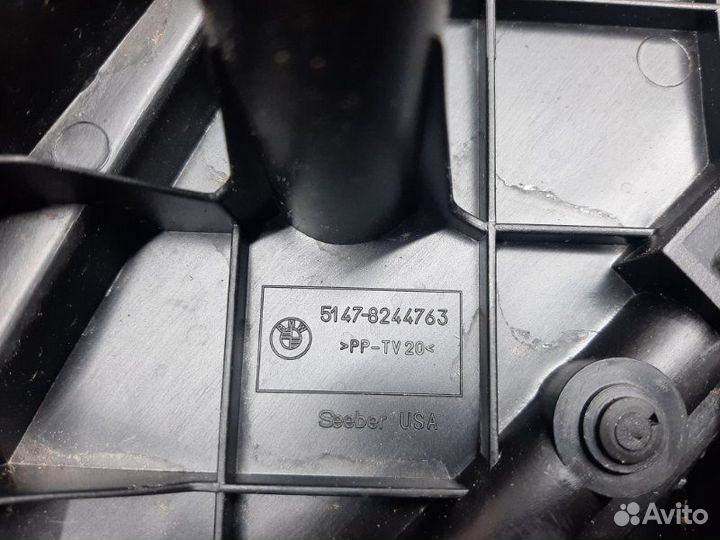 Ящик для инструментов левый Bmw X5 E53 M54B30 2006