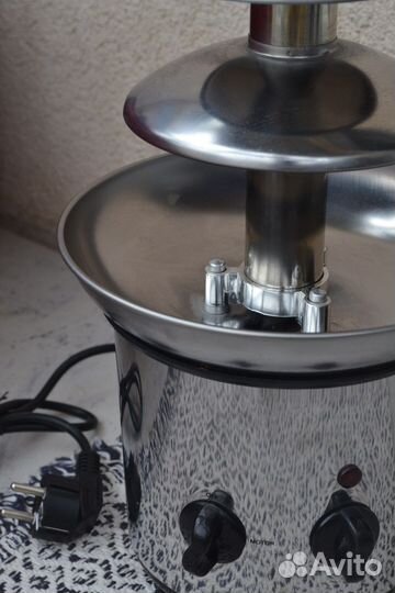 Шоколадный фонтан фондю Chocolate Fondue Fountain