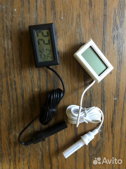 Гигрометр с термометром