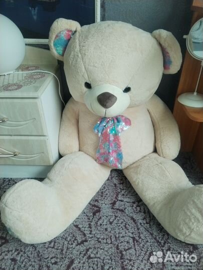 Плюшевый медведь