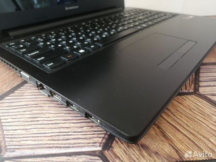 Ноутбук lenovo шустрый