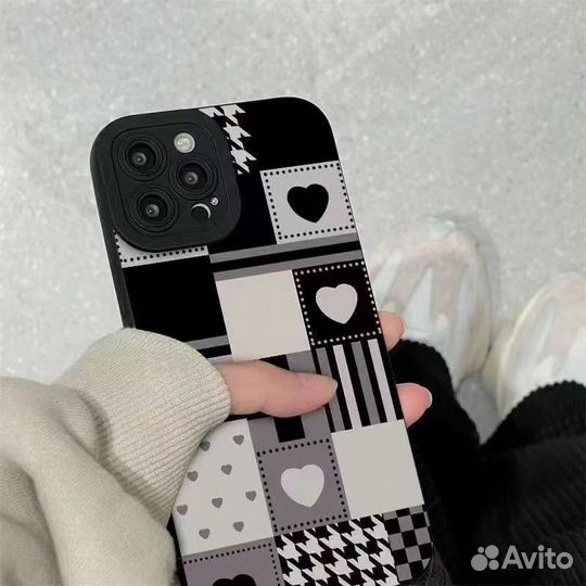 Чехол на iPhone