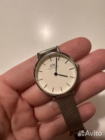 Часы Daniel wellington круглые