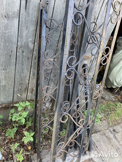 Оградки на кладбище