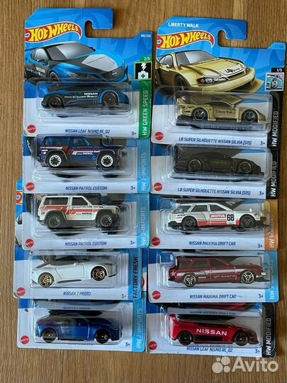 Hot wheels машинки