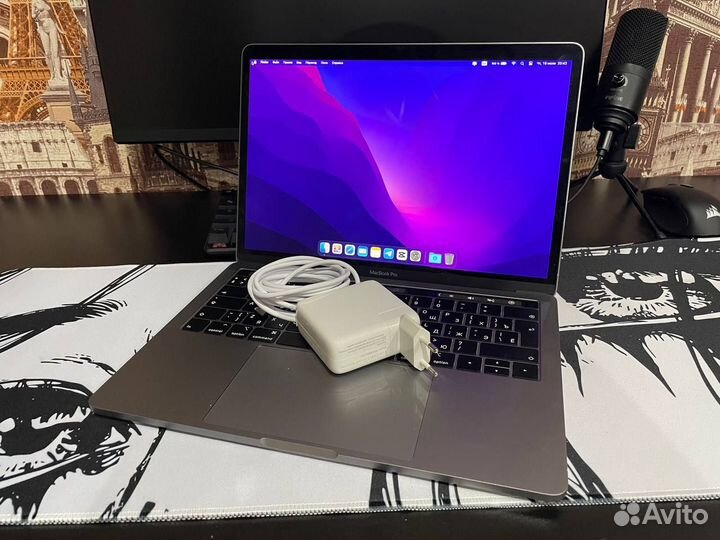 Macbook pro 13 2019 touch bar