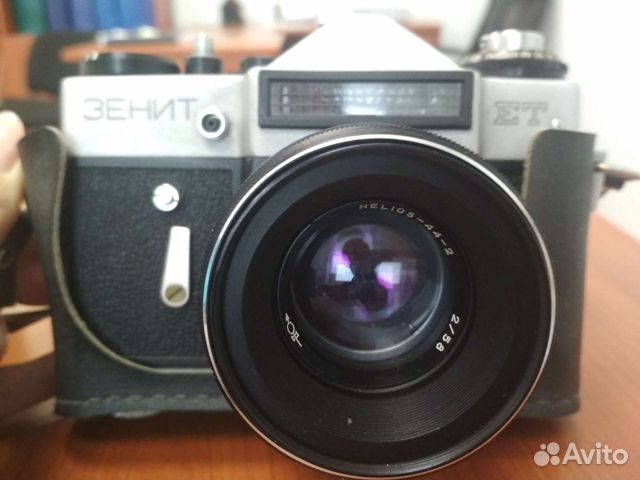 Плёночный фотоаппарат Зенит-ет