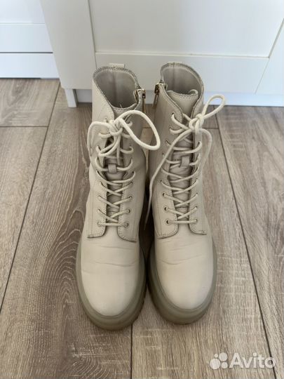 Ботинки женские 39