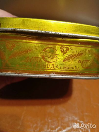 Зубной порошок в жестяной коробке,ссср