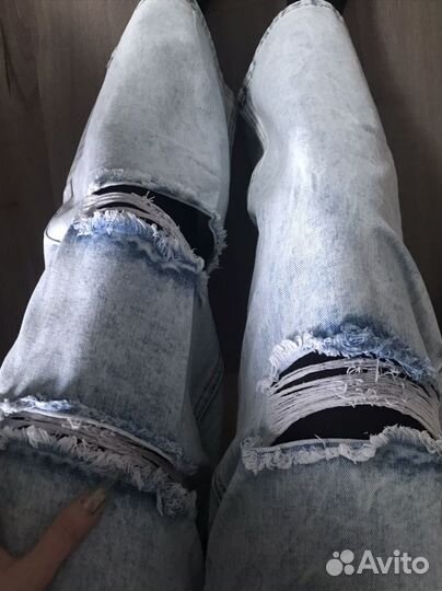 Джинсы широкие