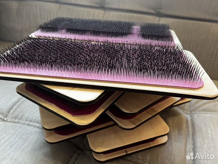 Широкая твердая карда для волос