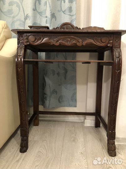Столик-бюро красное дерево XIX век