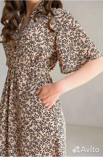 Летнее бежевое платье