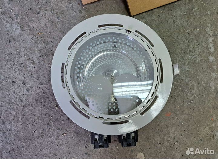 Светильник потолочный встраиваемый