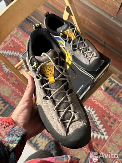 Треккинговые кроссовки La Sportiva Boulder X