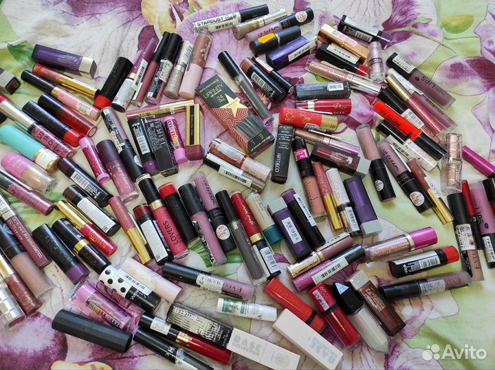 Набор помад и блесков